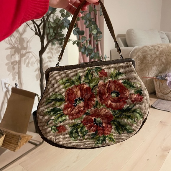 True vintage tapestry clutch purse - Picture 4 of 5